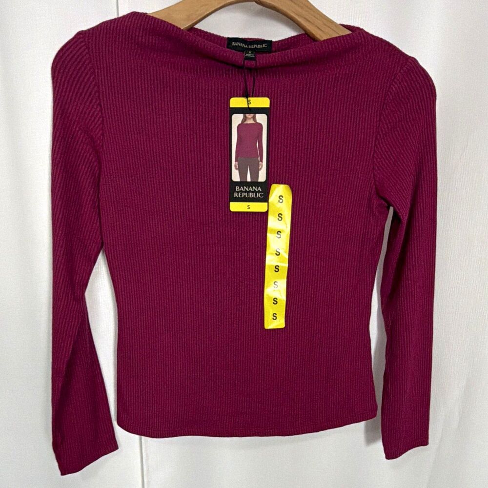 NWT Banana Republic Women’s Small pink Rib-Knit Boat Neck Pullover top